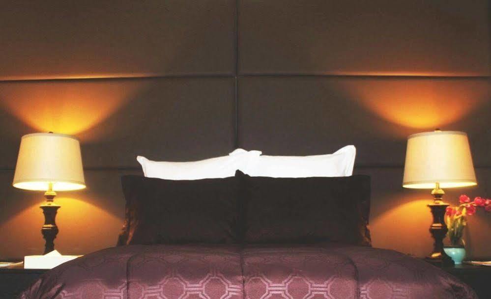 One Pacific Hotel Tamuning Dış mekan fotoğraf